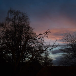 Sonnenuntergang und Licht am Himmel